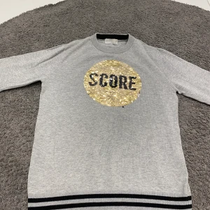 Tröja - Grå tröja 