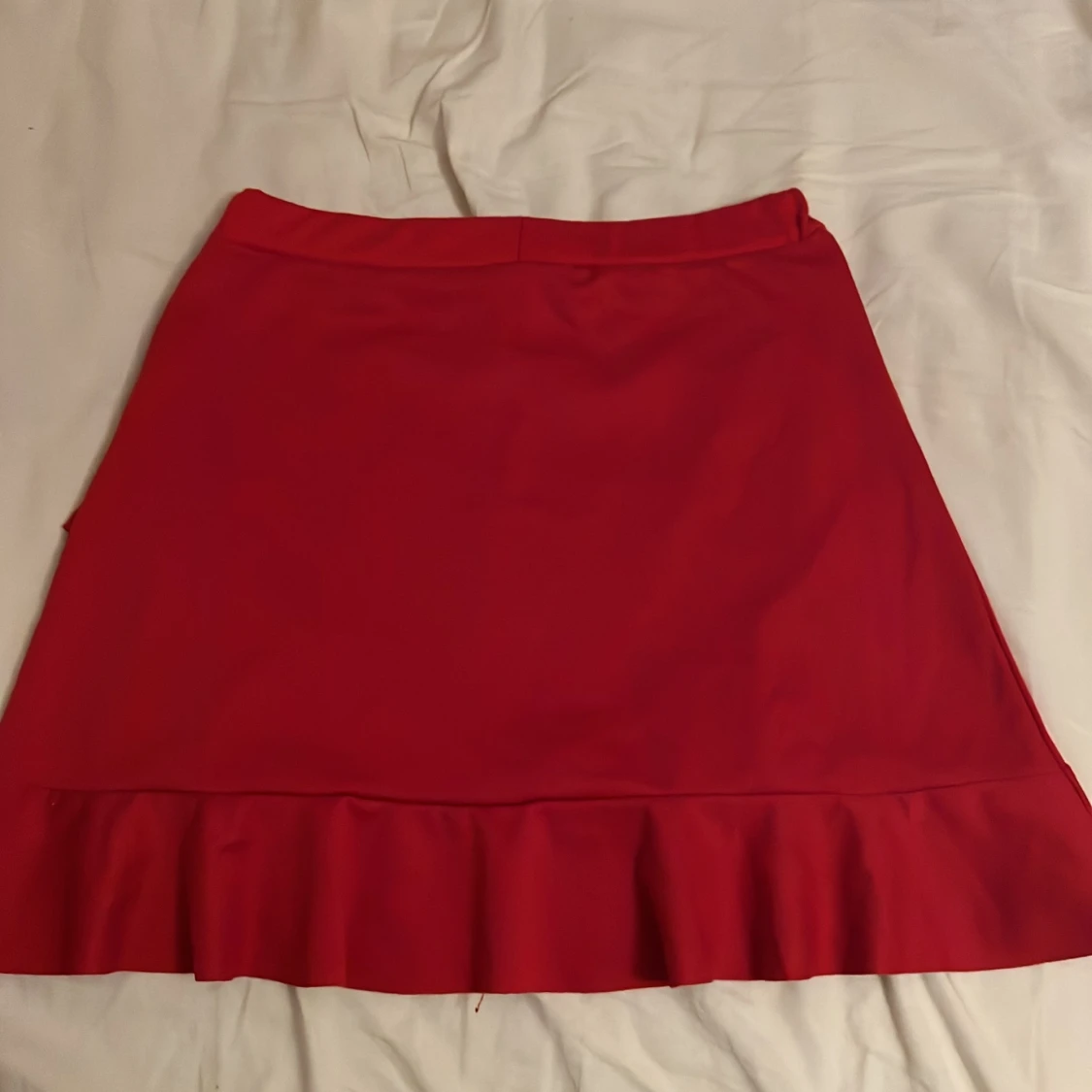 Röd kjol  - 90