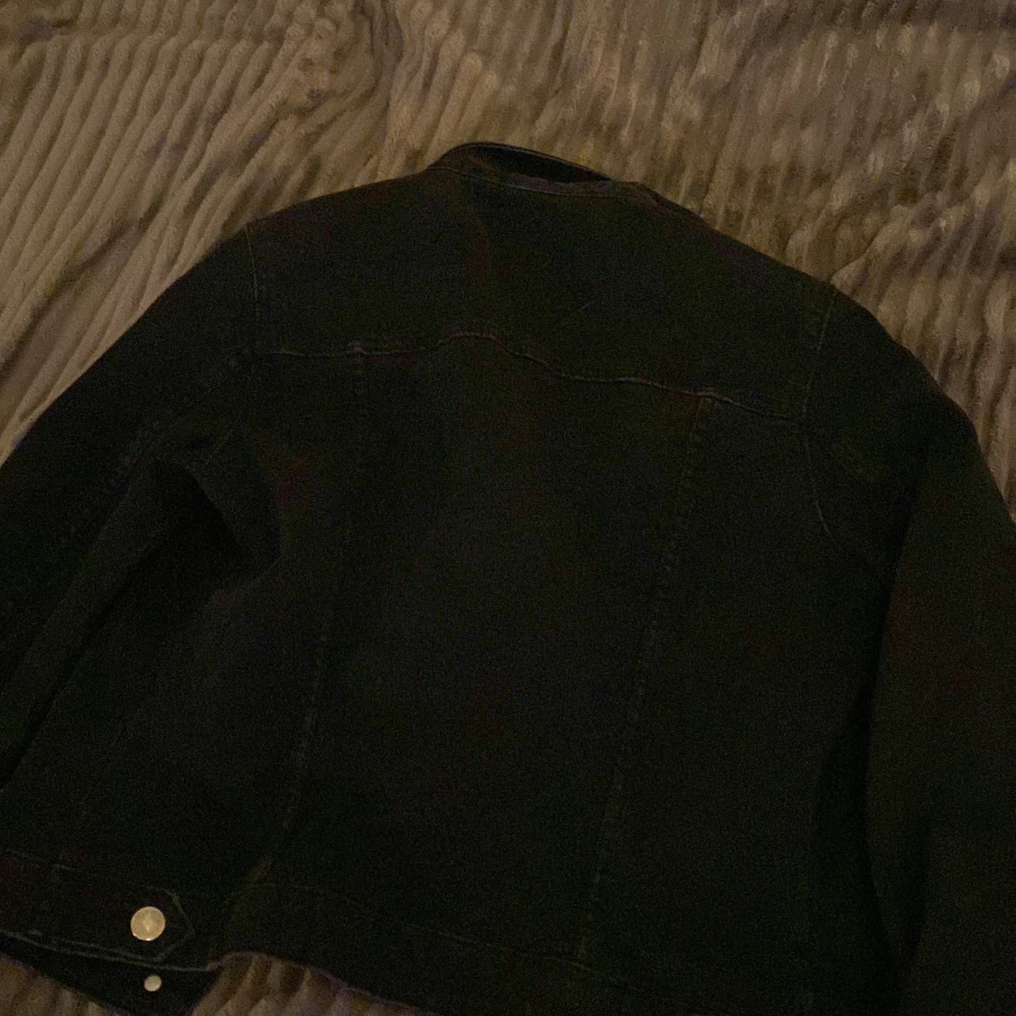 Svart jeansjacka  - 90