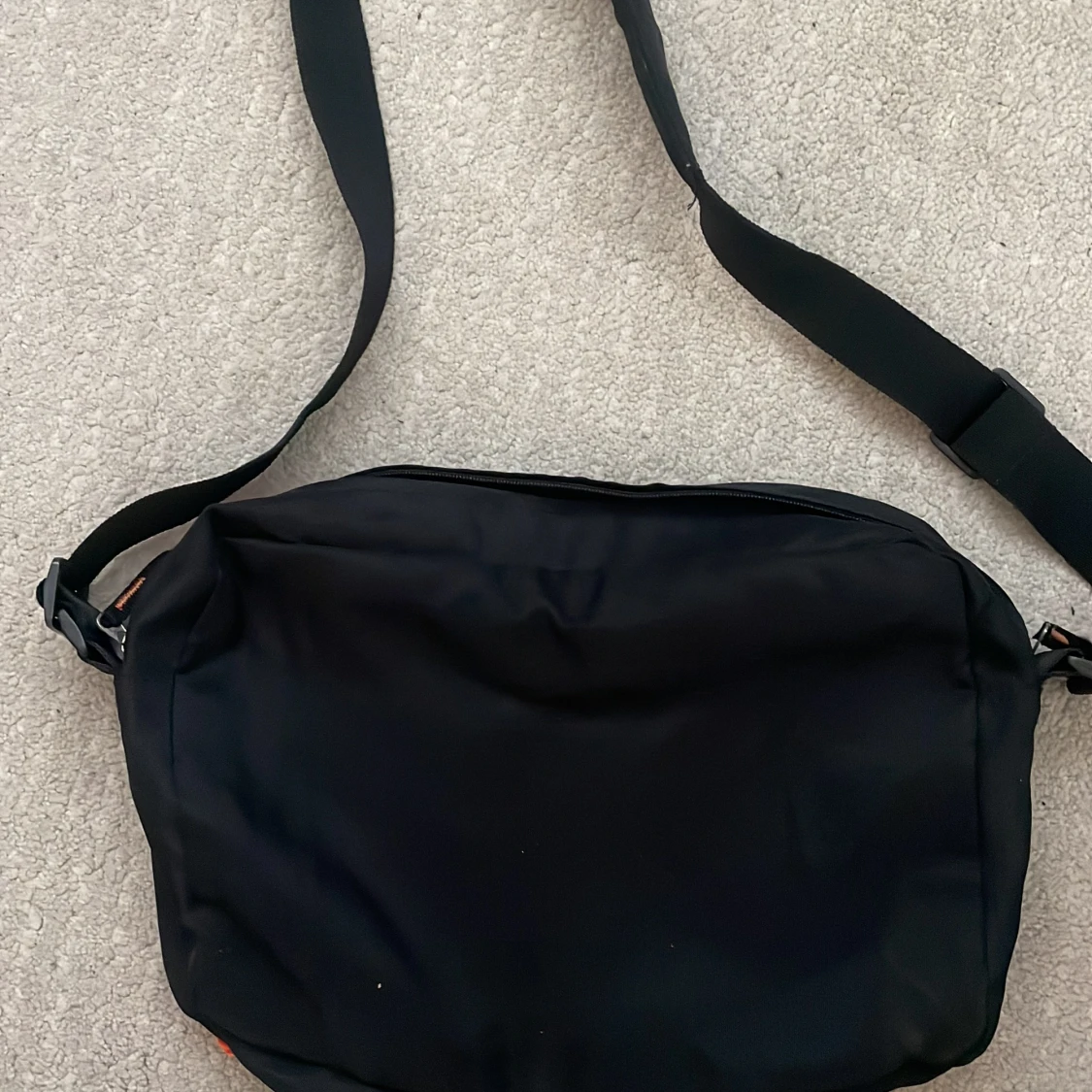 Ascool Cross over bag - 90