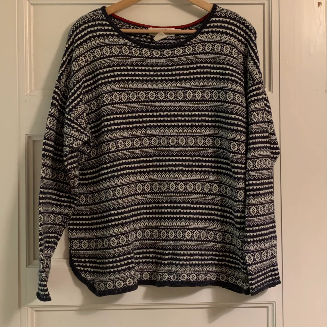 Stickad tröja