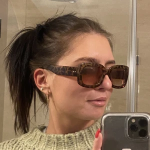 Bruna Solglasögon - 👍🏻