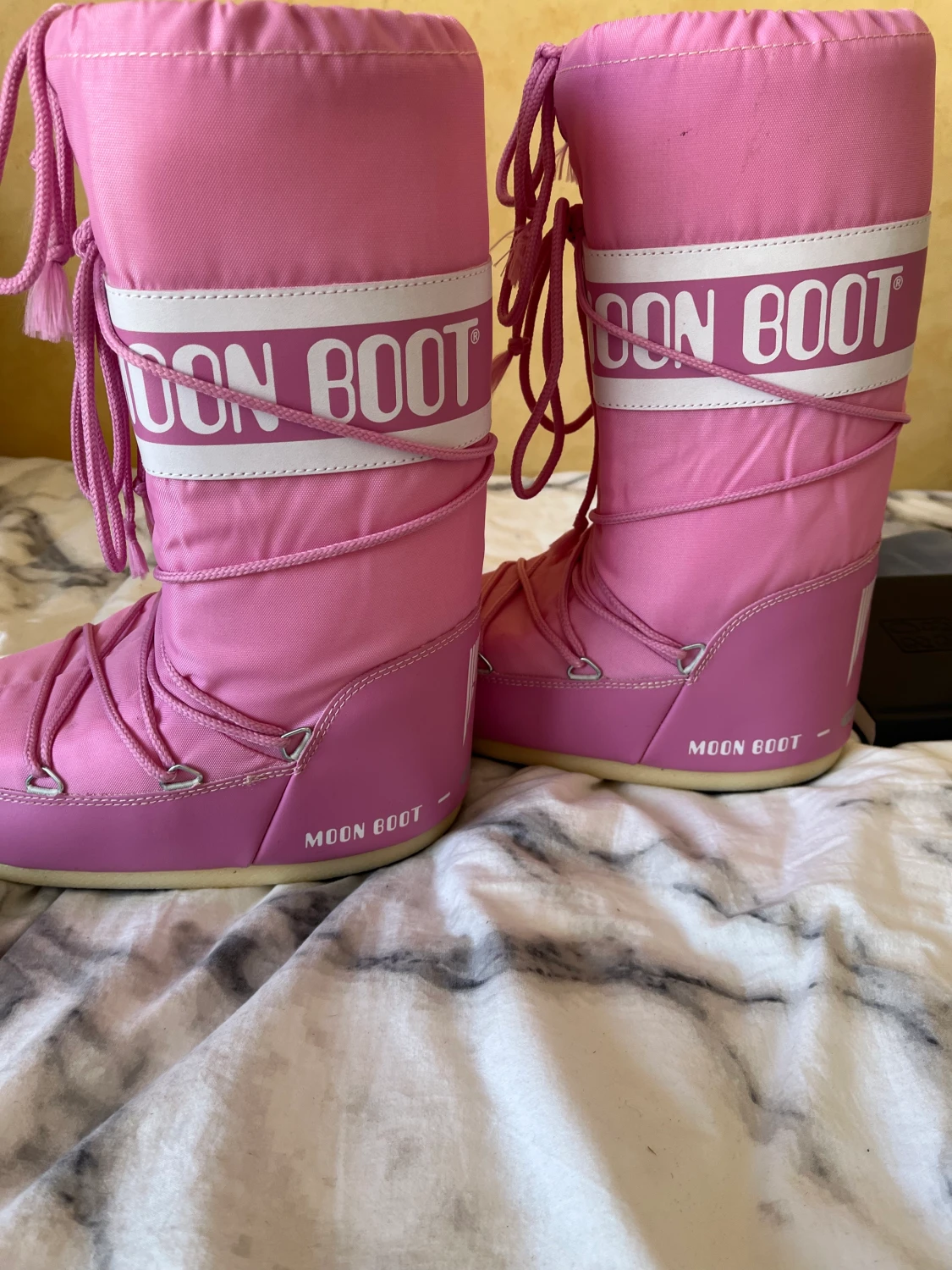 Rosa moon boots - 90