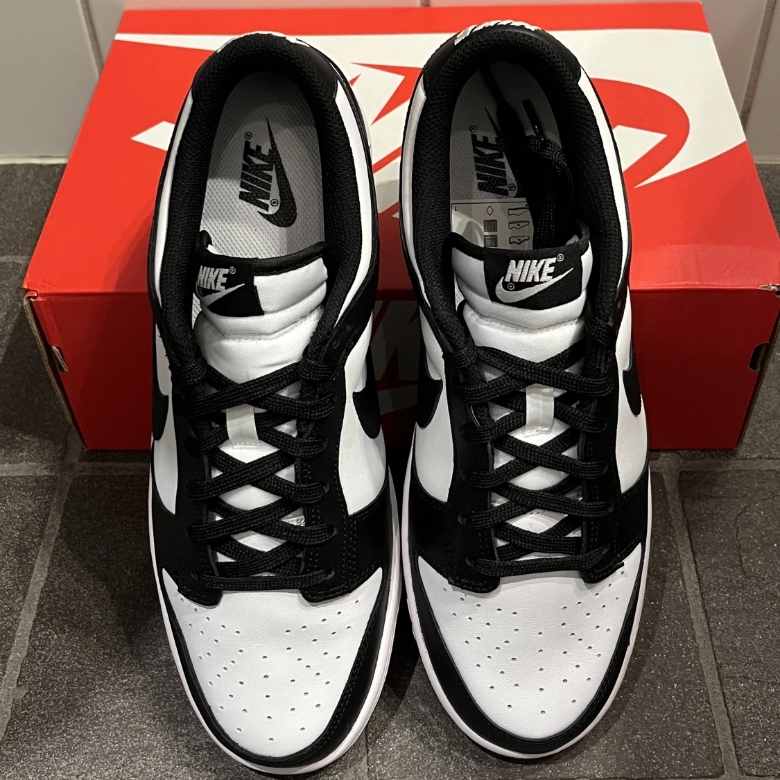 Stl. 45 - Dunk Low ”Panda” - 90
