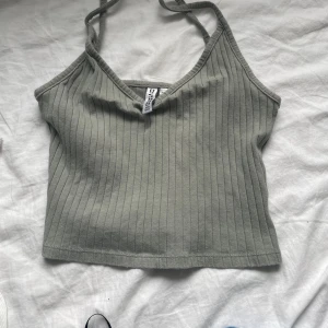 Linne - Säljer Prag av att jag inte ansvällde 