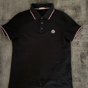 Moncler piké - Moncler