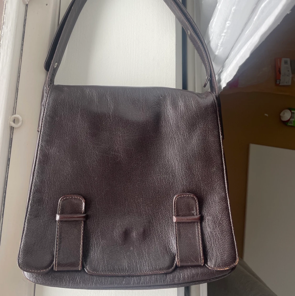 Brun handväska - 90
