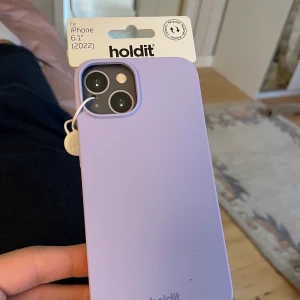 Holdit iphone 14 skal - Köpte storlek ;( helt oanvänt 🫣 12kr frakt🧸🧸🧸
