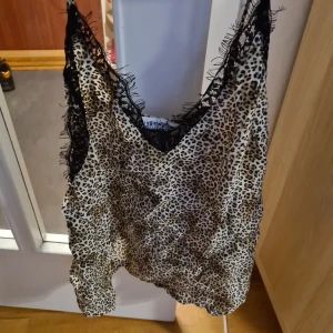 Anie Bing linne - Fin Anine Bing linne