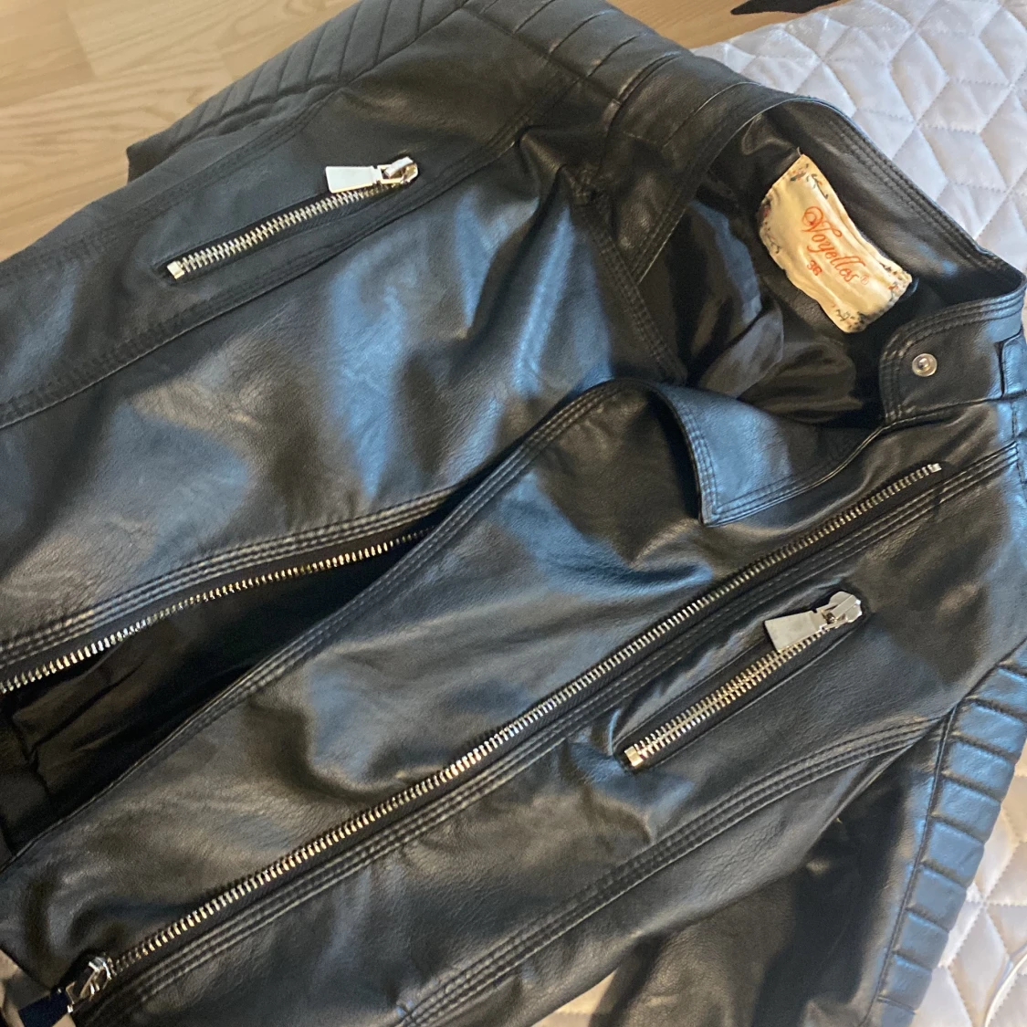 Chiquelle skinn jacka 