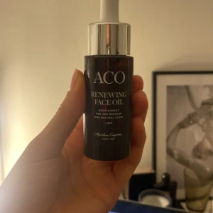 Aco renewing face oil - Har andvänt en enstaka gång och funkade tyvär i te för min hy🖤tiktok vital produkt