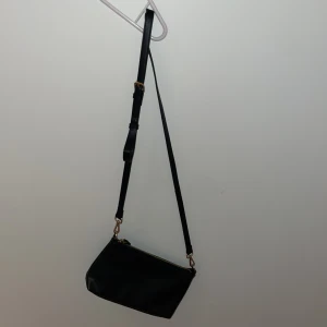 Dam väska  - Fin skick dam väska 