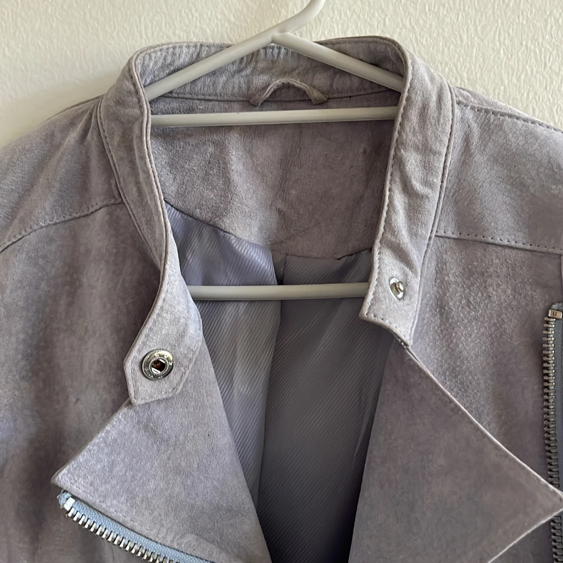 Ljusblå mockajacka  - 90