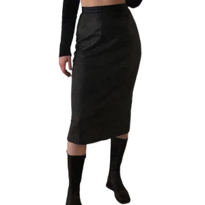 Rodeo skinnkjol  - Retro skinnkjol den Rodeo International Limited i äkta skinn. Pennkjol-modell. Köpt i vintagebutik i Paris. Storlek 36. 