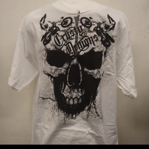 T-Shirts Crusty Demons - Crusty Demons T-Shirts 100% Cotton Made in Mexico Finns i Storlekar M L XL XXL