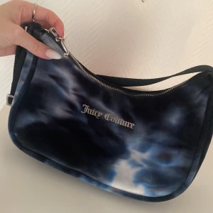 Juicy couture väska - Helt oanvänd juicy couture väska nypris 750kr