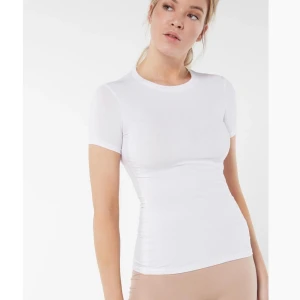 T-shirt - Helt ny och oanvänd t-shirt från Intimissimi 