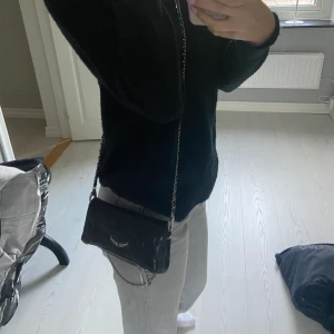 Zadig väska  - Den lilla modellen, Zadig väska! Säljer då jag fått en liknande! Hör av er vid frågor eller fler bilder!