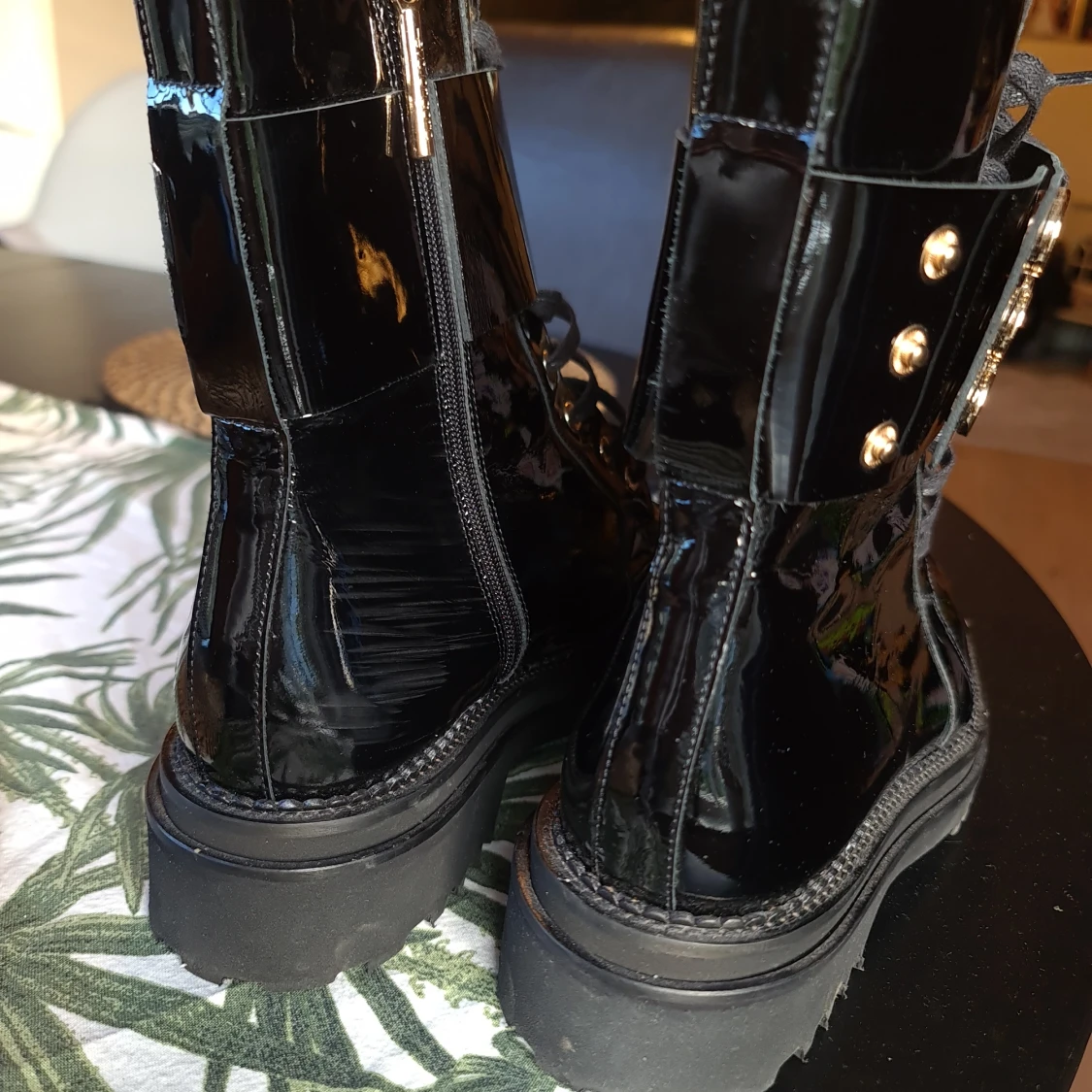 Eva Langoria boots size 41 - 91