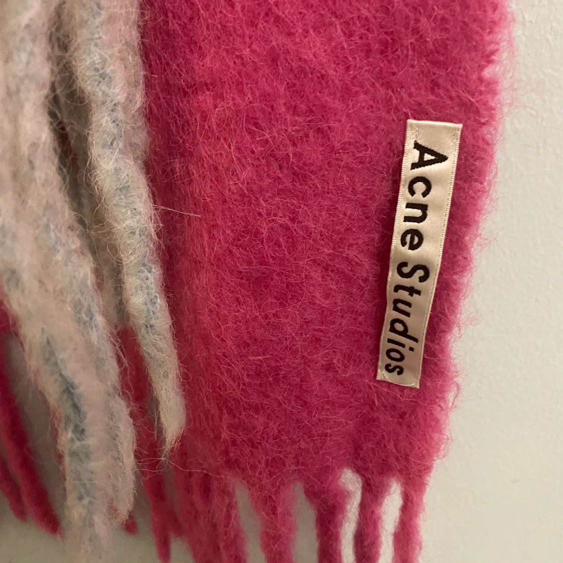 Acne Studios halsduk - 91