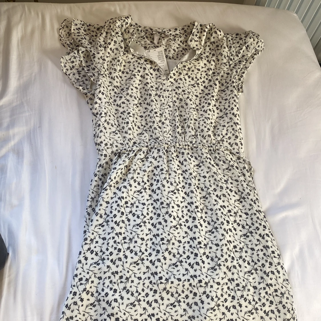 Blommig sommarklänning - 91