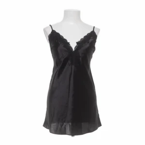 Nattlinne satin - Nattlinne i satin 