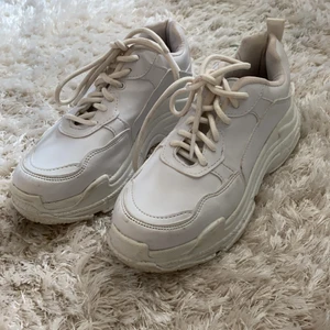 Skor från Nelly  - Vita skor från Nelly 