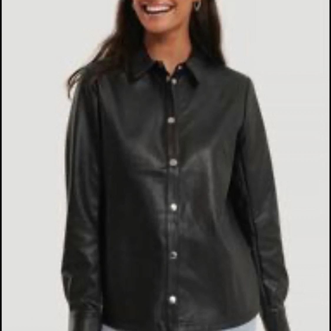 Tunnare skinnjacka/skinnskjorta 