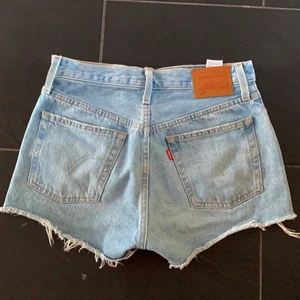 Levis jeansshorts - Asnajs Levis 501 jeansshorts 🫶🏽