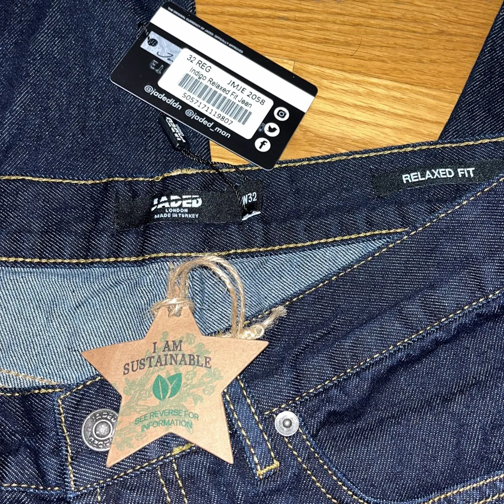 Helt nya jeans från Jaded London. W32. Säljer pga för långa. Skriv privat för mått. Jeans & Byxor.