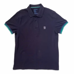 Piké T-Shirt  - Köpt secondhand men inte använd sen dess