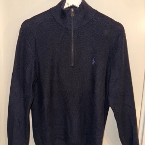 Ralph Lauren half zip - Blå tröja från polo Ralph lauren i bra skick