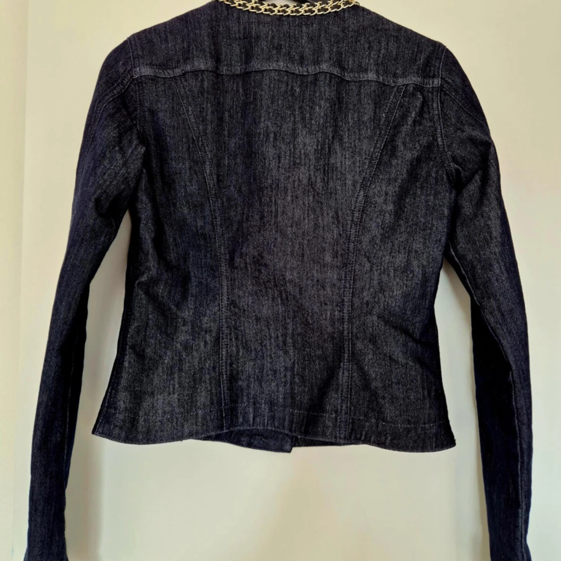 Mörkblå jeansjacka från Liu Jo - 4