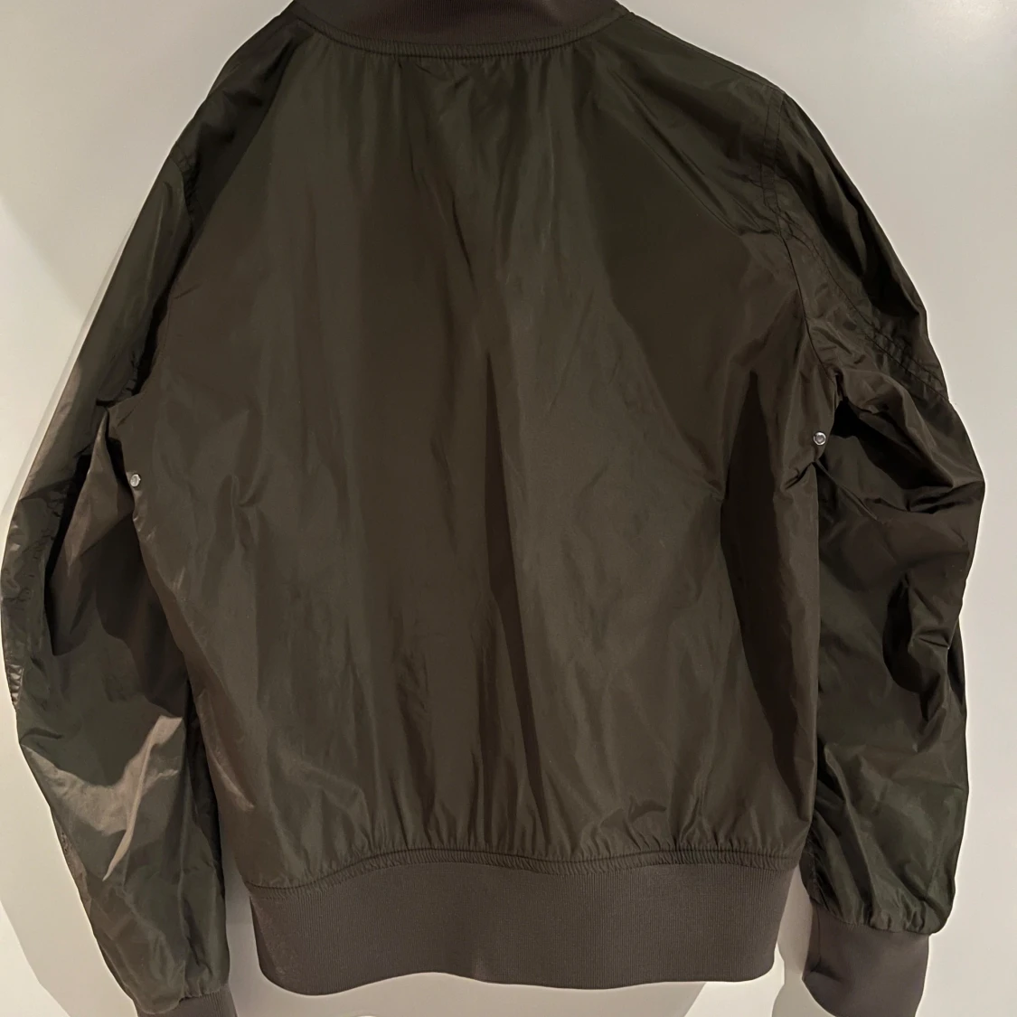 Olivgrön moncler jacka  - 1