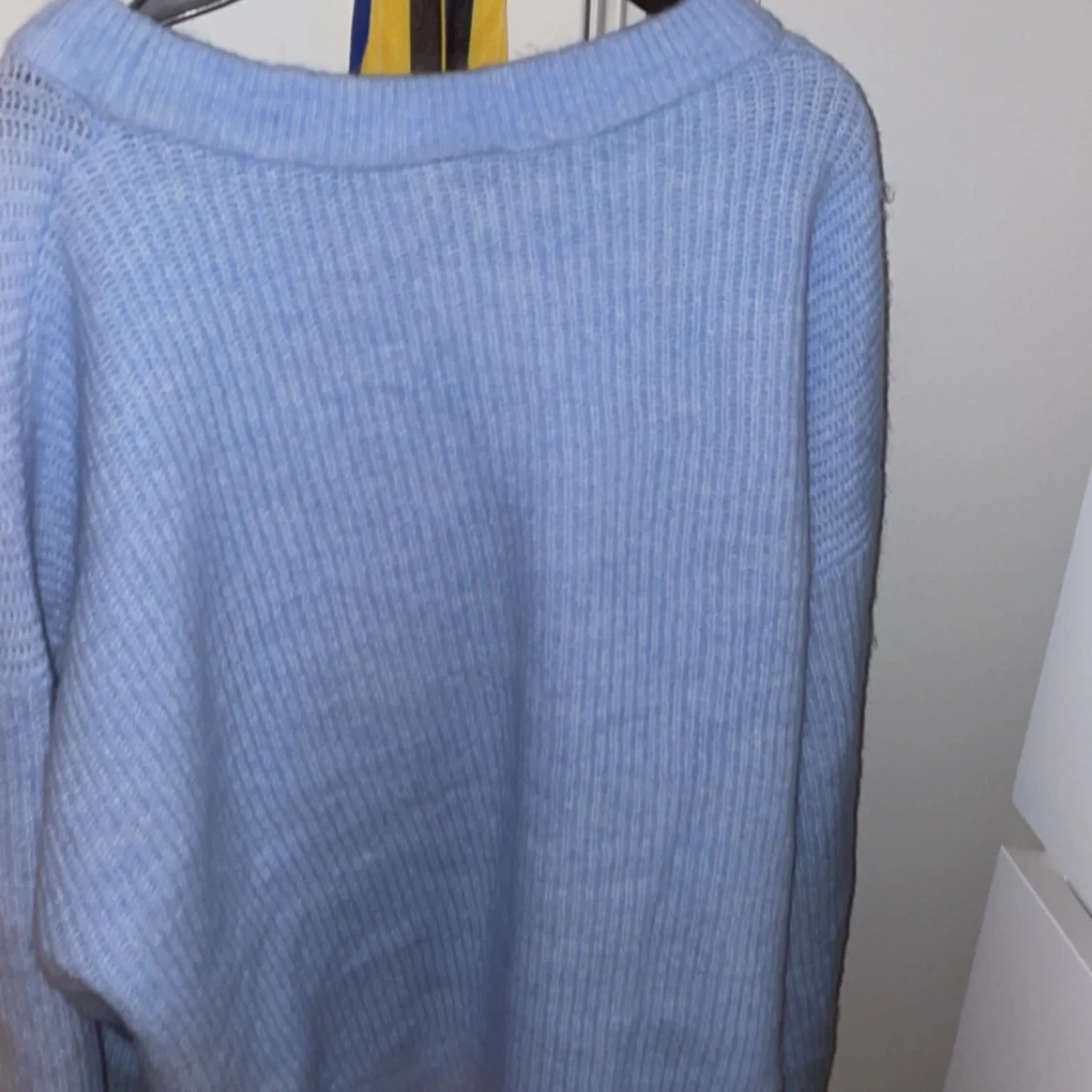 Ljusblå stickad tröja från Firefly - 1