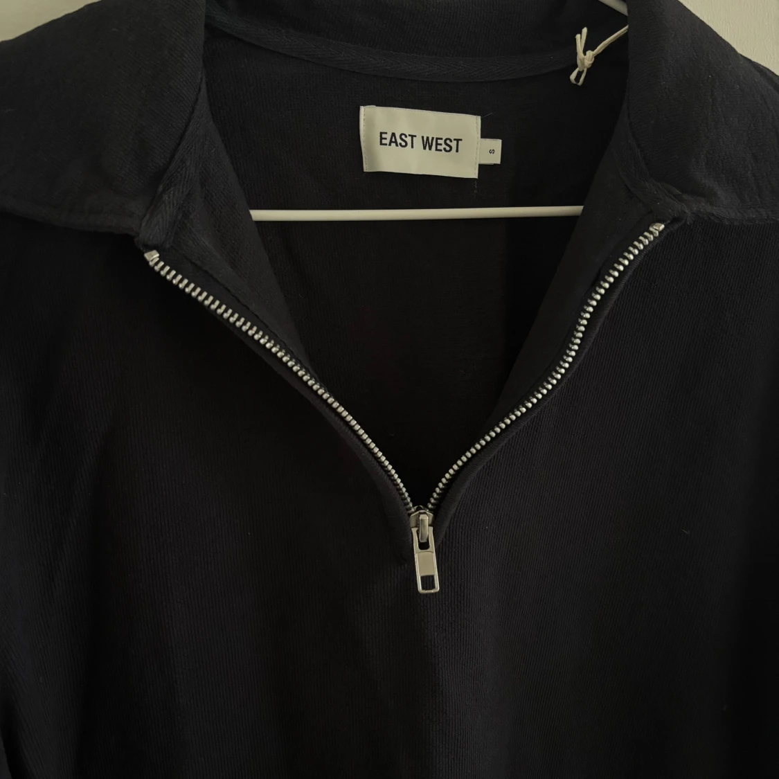 Svart half zip tröja från East West - 2