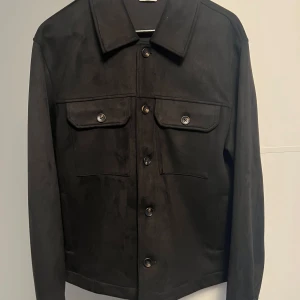 Zara-overshirt - Aldrig använd, perfekt till hösten. Zaras pris 850, mitt pris 450