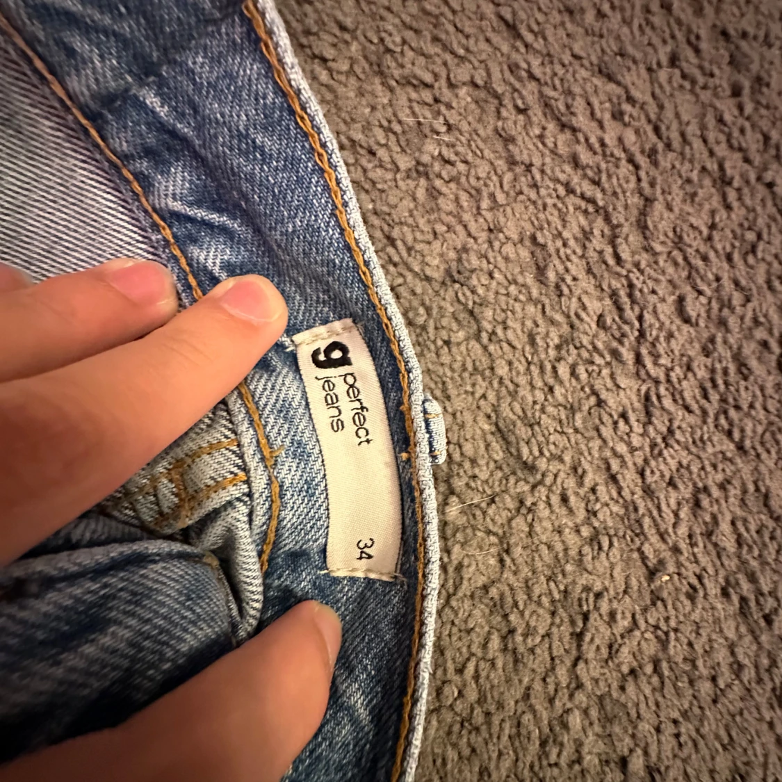 2 par ljusblå jeans från Perfect Jeans - 1