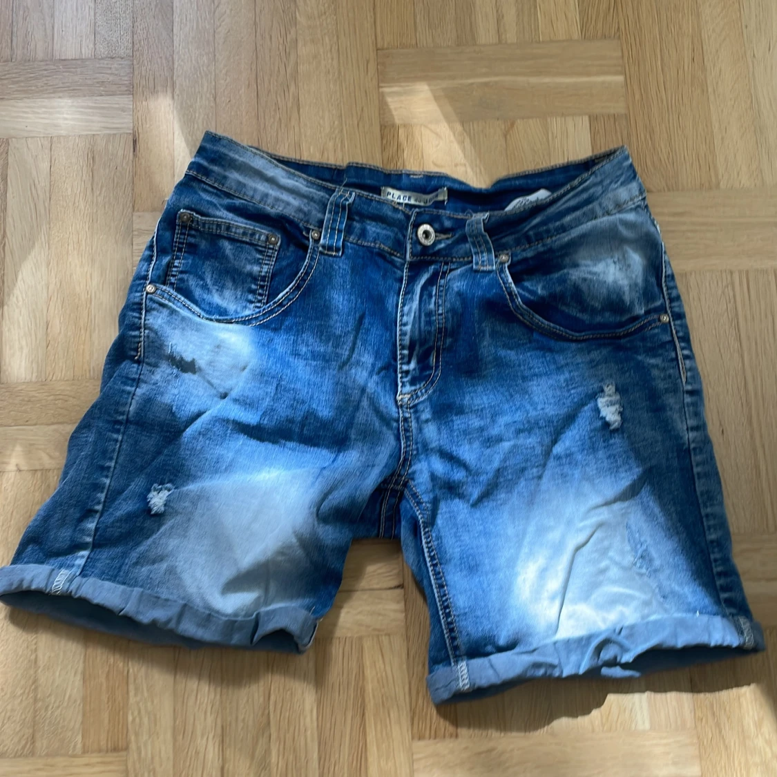 Blå jeansshorts från Place du Jour