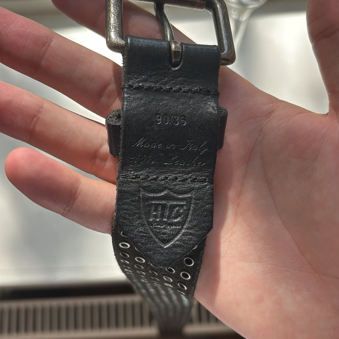 Svart HTC nitarbälte i skinn - 4