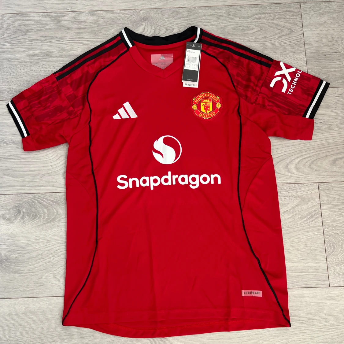 Manchester United hemmatröja 25-26