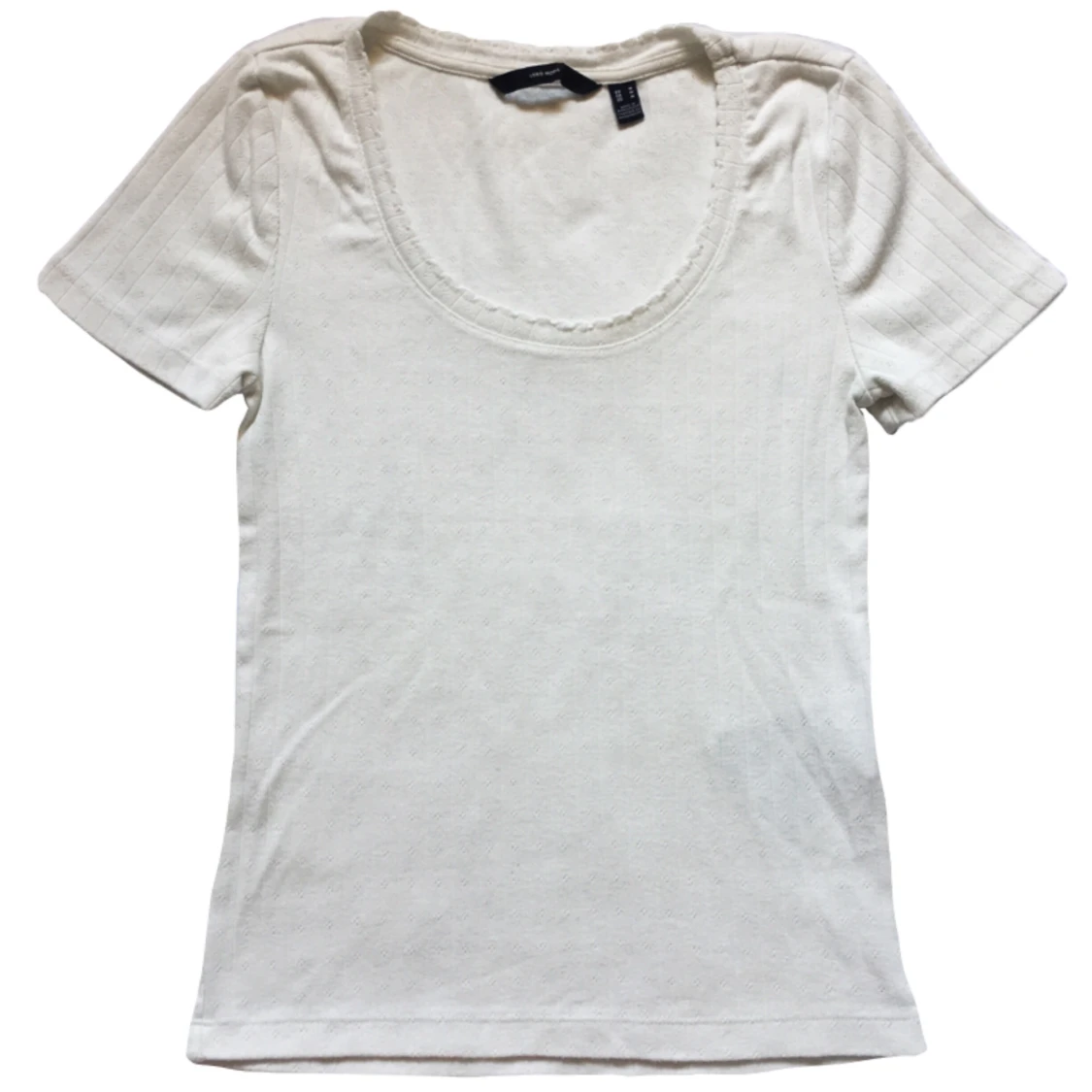 Hålmönstrad topp/ mönstrad T-shirt, Vero Moda