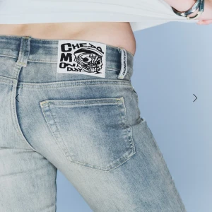 Söker cheap money  - Hej söker cheap money jeans u storlek 27 men i längd 34 kan betala bra spelar ingen roll för färg men helt någon av dessa eller alla🫰 skriv om ni ha så köper ja💕flera blåa eller vita mörkblåa