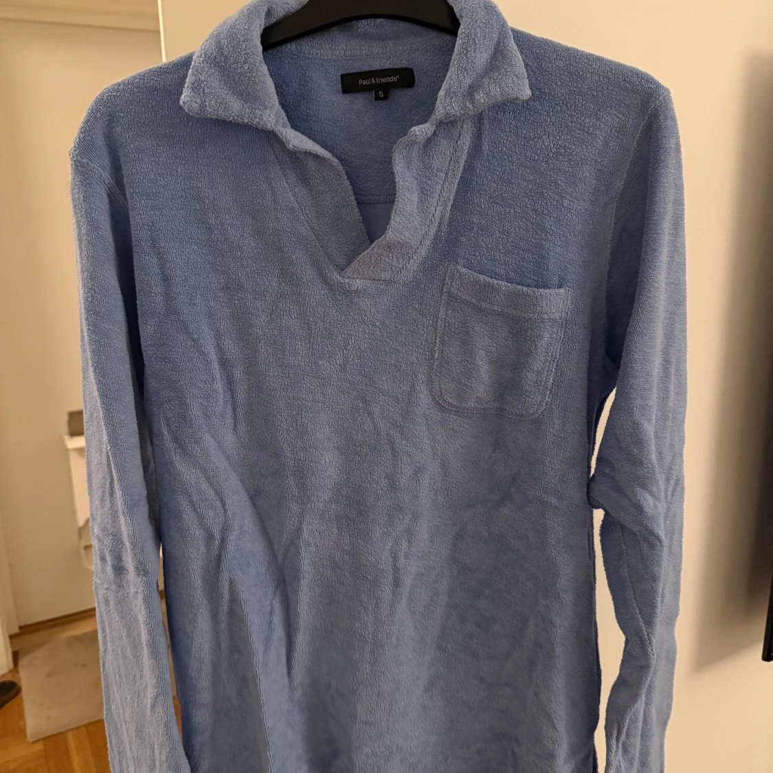 Blå frottétröja från Paul & friends
