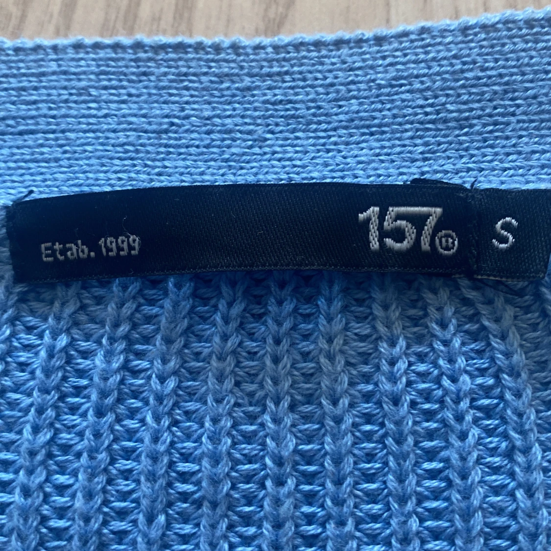 Blå stickad kofta - 2