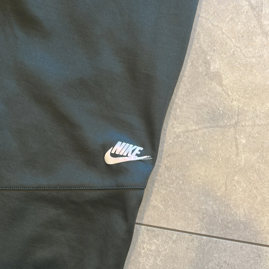 Svart Nike träningsväst med vita ränder - 3