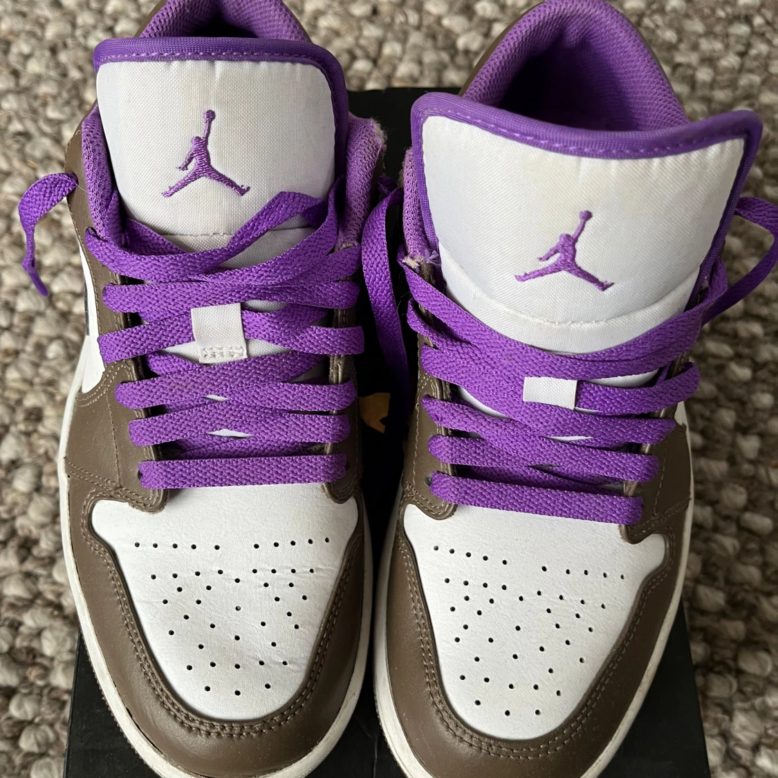 Nike Air Jordan 1 med lila detaljer - 1