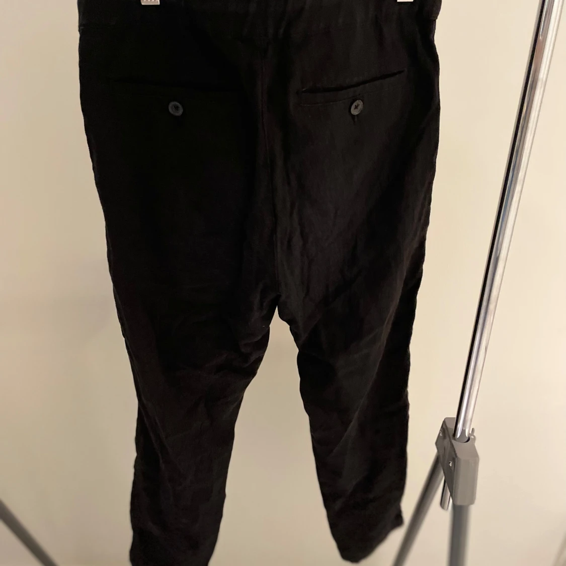 Svarta linnebyxor  - 1