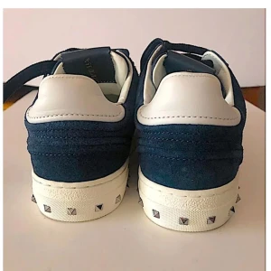 SÖKER - söker vale valentino flycrews 