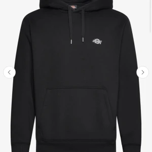 Dickies hoodie - Säljer denna tröja eftersom att den bara ligger i garderoben o tar plats och aldrig används 